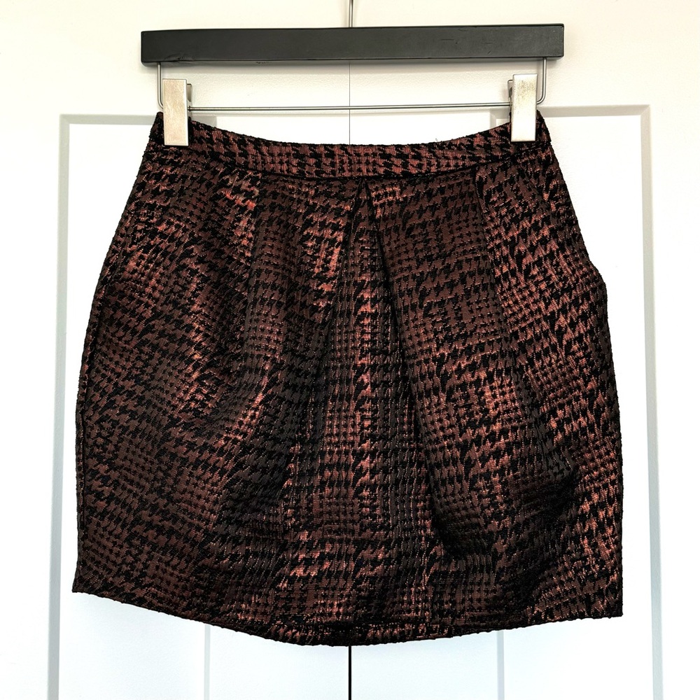 NWT: Lush 2 pleat mini skirt in copper brown and black